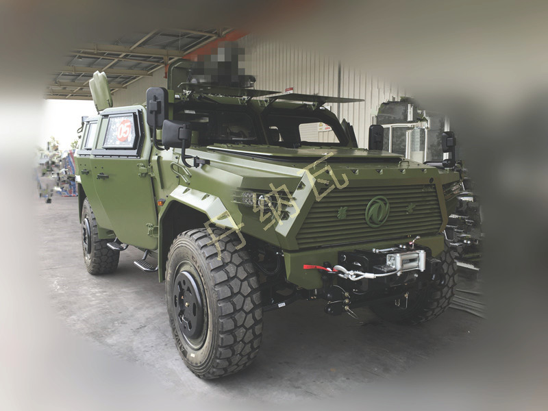 东风猛士181系列军用车